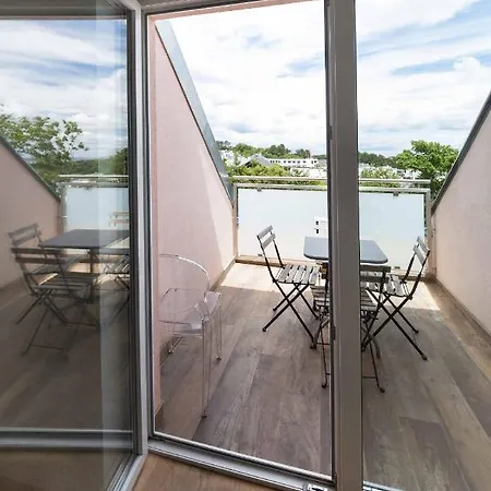 Triangle * Gießhübl