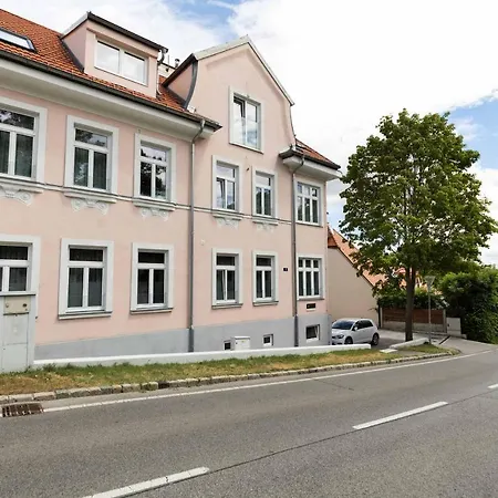 アパート Triangle *