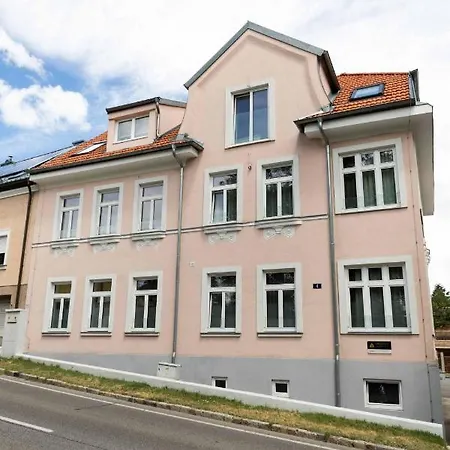 Triangle アパート *