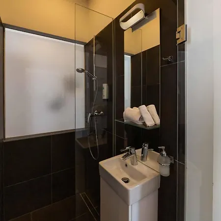 Triangle * Gießhübl