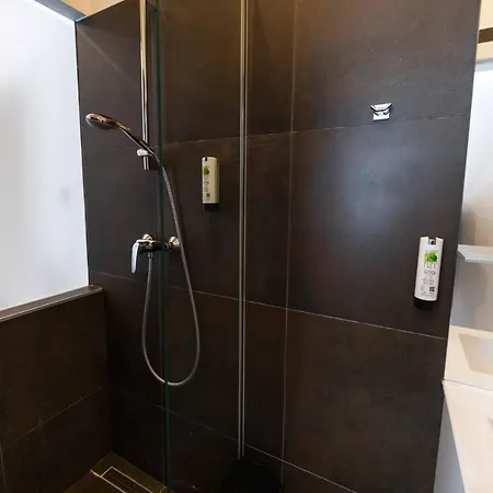 Triangle アパート