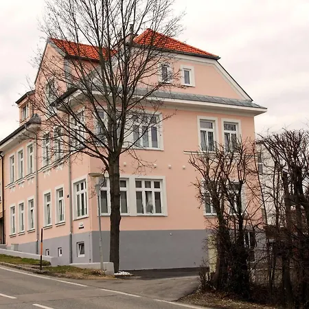 Triangle アパート